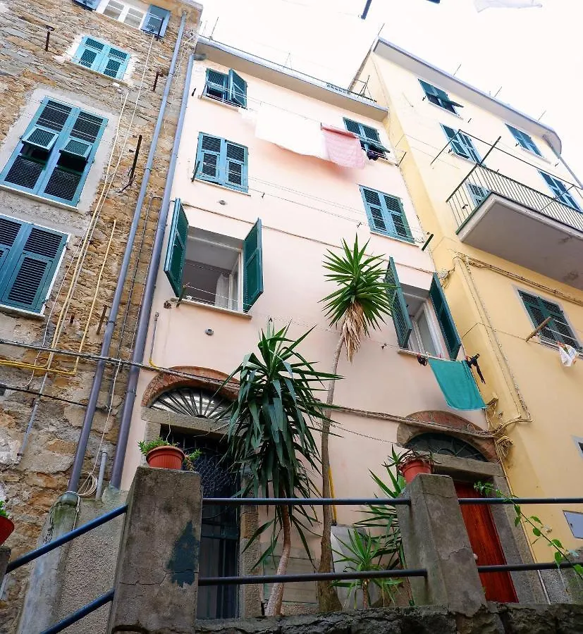 Rossese Apartment Riomaggiore Italy